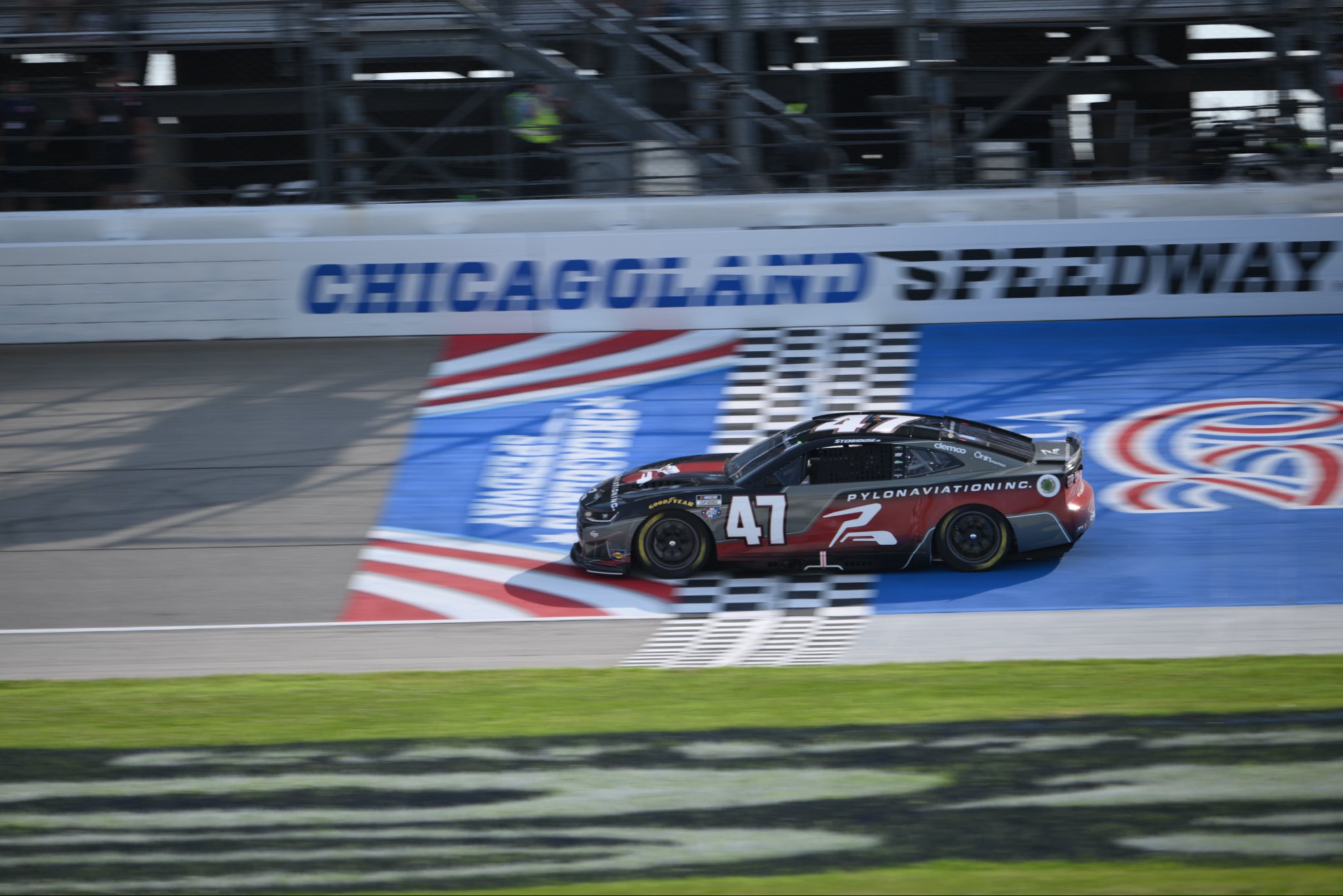 2026 Chicago 47 Stenhouse Pylon