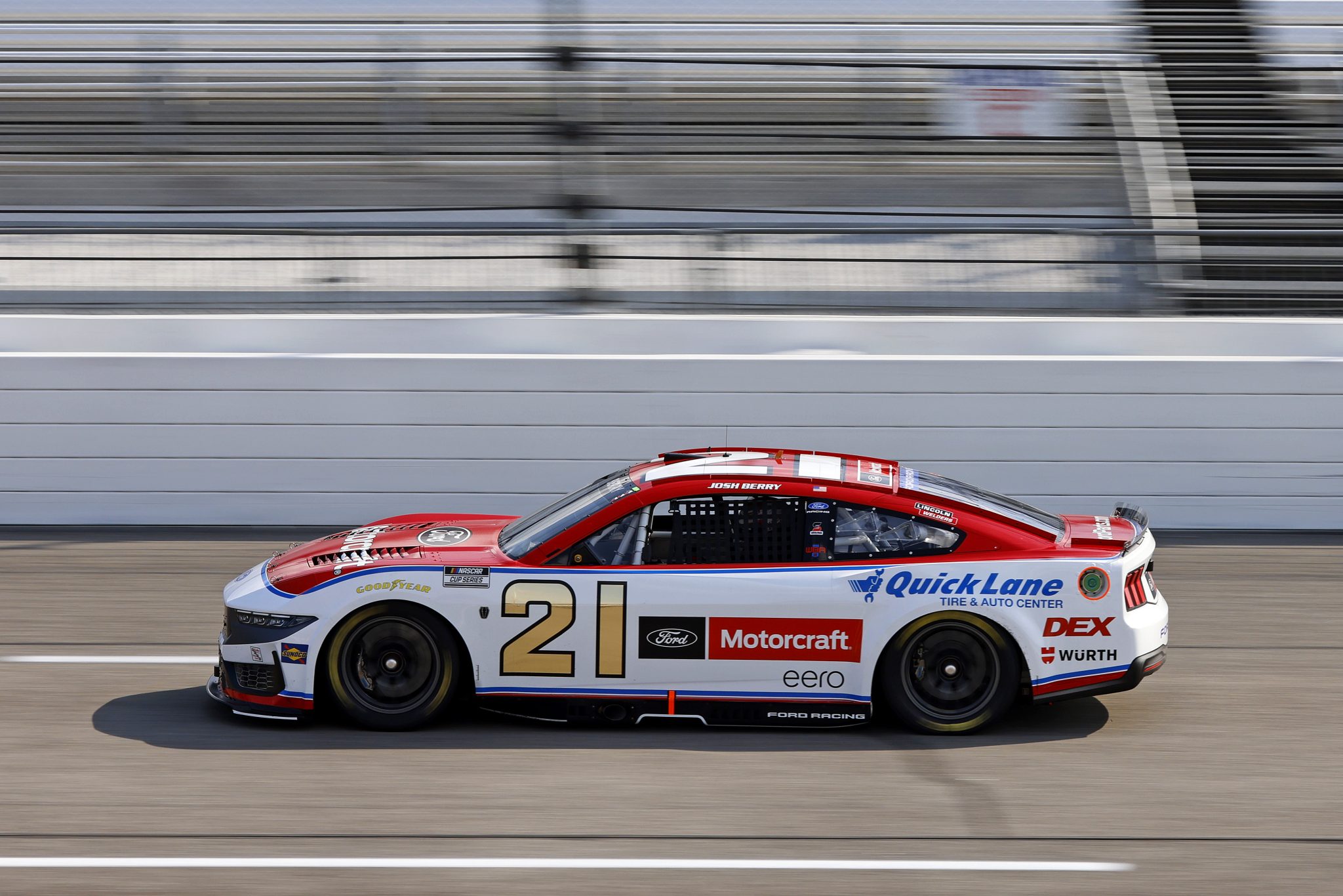 #21: Josh Berry, Wood Brothers Racing, Motorcraft / Quick Lane Ford Mustang