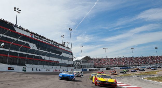 MADISON, ILLINOIS - SEPTEMBER 13: Joey Logano, driver of the #22 Shell Pennzoil Ford, and Kyle Larson, driver of the #5 HendrickCars.com Chevrolet, lead the field on a pace lap prior to the NASCAR Cup Series Enjoy Illinois 300 at WWT Raceway on September 13, 2026 in Madison, Illinois. (Photo by Chris Graythen/Getty Images) | Getty Images