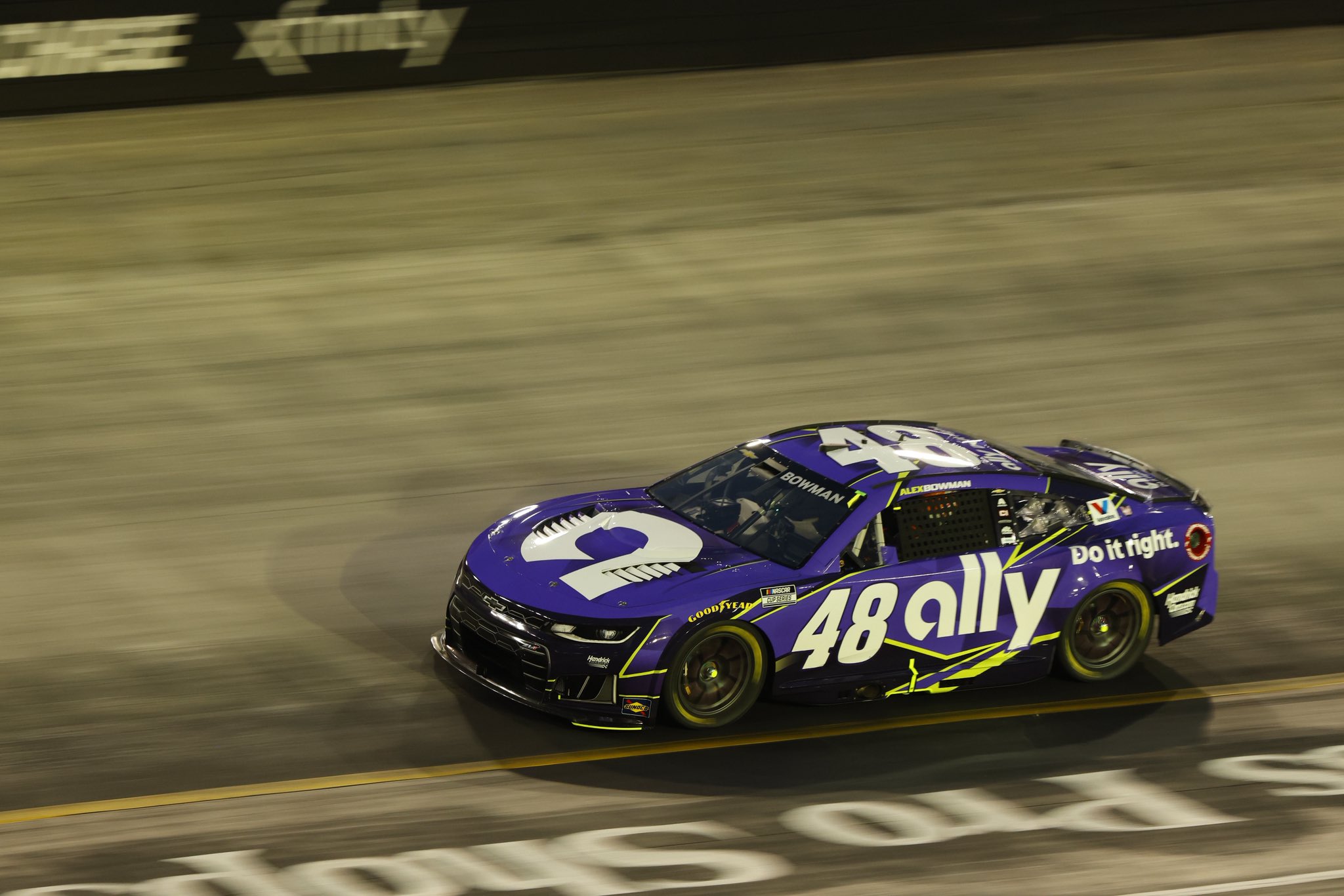 BRISTOL, TN – SEPTEMBER 19: Alex Bowman, driver of the #48 Ally Chevrolet, drives during the NASCAR Cup Series Bass Pro Shops Night Race at Bristol Motor Speedway on September 19, 2026 in Bristol, Tennessee. (Photo from Hendrick Motorsports)