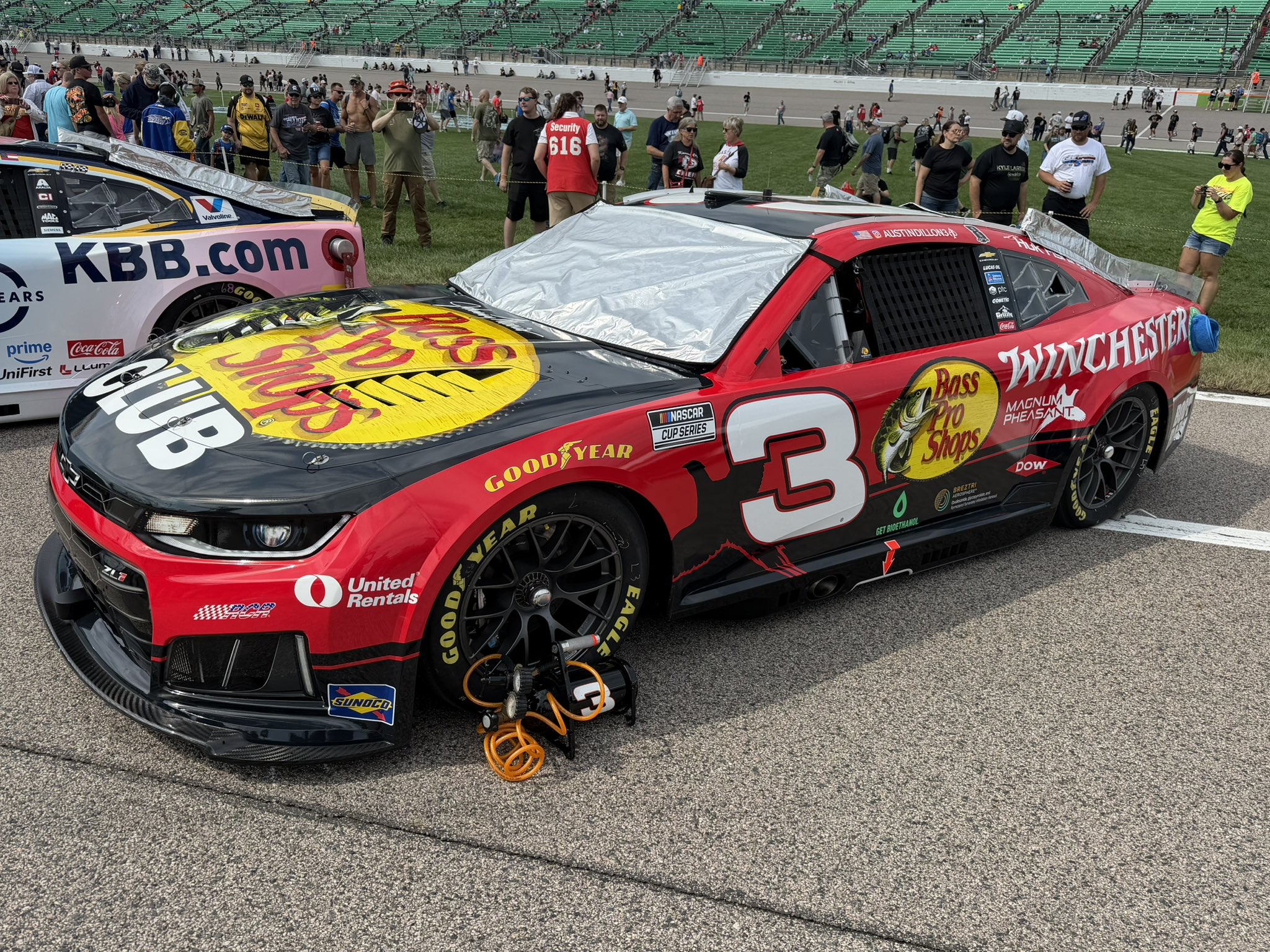 KANSAS CITY, KANSAS - SEPTEMBER 27: Austin Dillon's #3 Bass Pro Shops/Winchester Chevrolet prior to the NASCAR Cup Series Hollywood Casino 400 at Kansas Speedway on September 27, 2026 in Kansas City, Kansas. (Photo from Dustin Albino of Jayski.com)